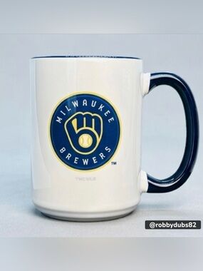 🆕 Milwaukee Brewers Collector’s Mug